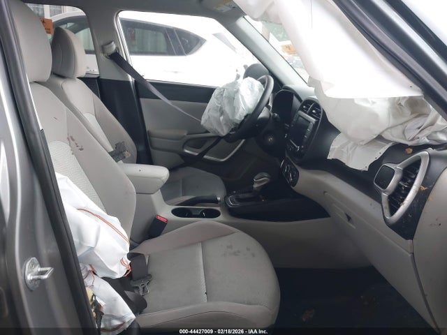 KNDJ23AU5P7858065 KIA SOUL LX