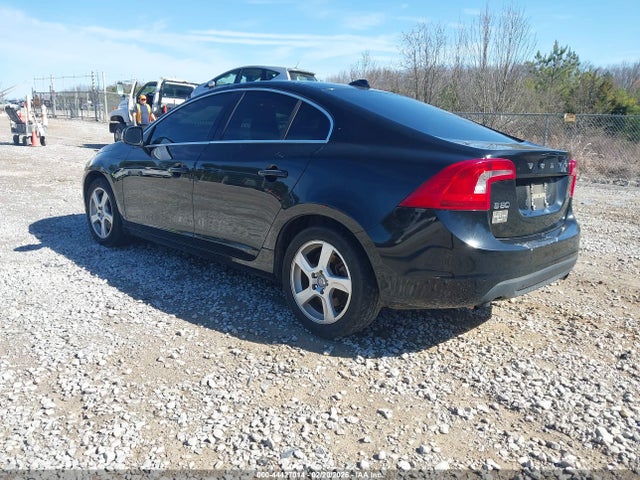 2012 VOLVO S60 YV1622FS6C2143756 Photo 2