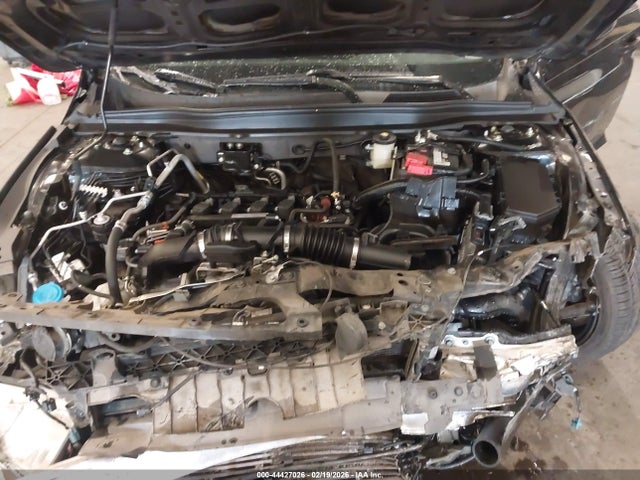 Продажа на аукционе авто 2018 Honda Accord Sport, vin: 1HGCV1F32JA215320, номер лота: 44427026