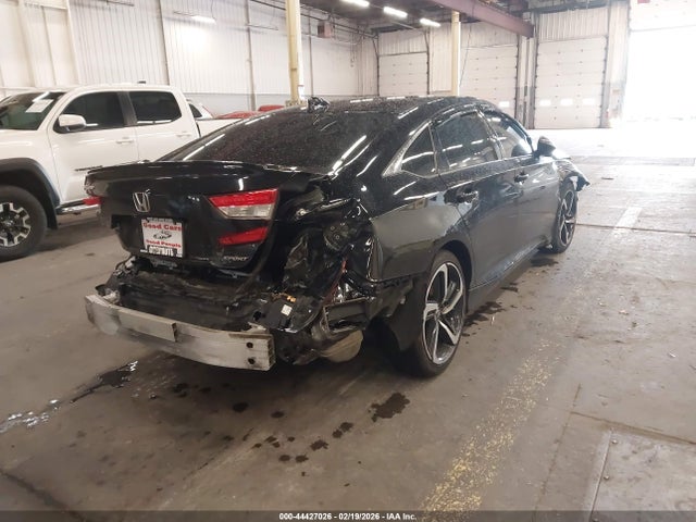 Продажа на аукционе авто 2018 Honda Accord Sport, vin: 1HGCV1F32JA215320, номер лота: 44427026