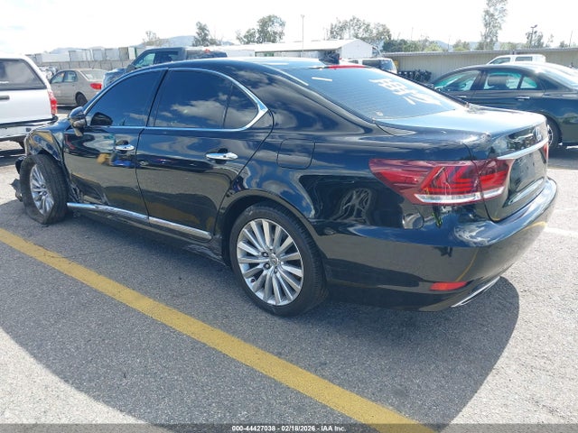 2014 LEXUS LS 460 JTHCL5EF0E5020563 Photo 2