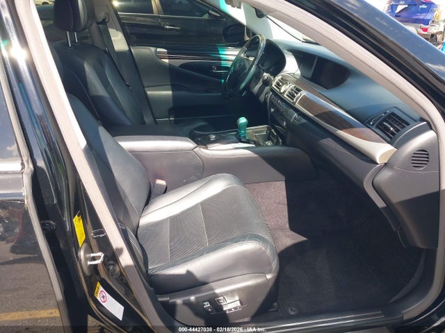 2014 LEXUS LS 460 JTHCL5EF0E5020563 Photo 4