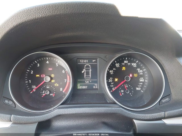 1VWDT7A35HC076492 Volkswagen Passat 1.8t R-line