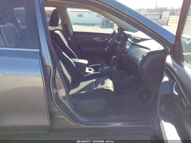 JN8AT2MV6HW004483 Nissan ROGUE S
