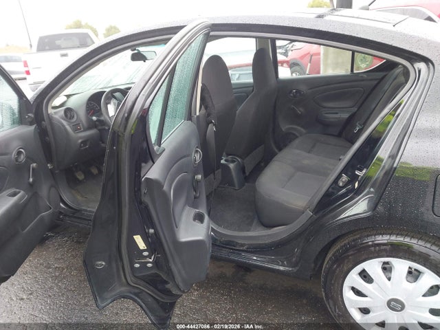 3N1CN7AP5FL954955 Nissan Versa 1.6 S