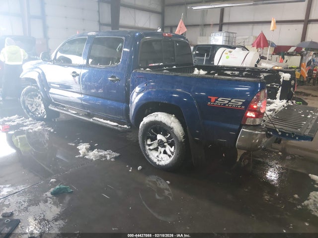 Toyota Tacoma Prerunner V6 2015 5TFJU4GN2FX074893 Image 3