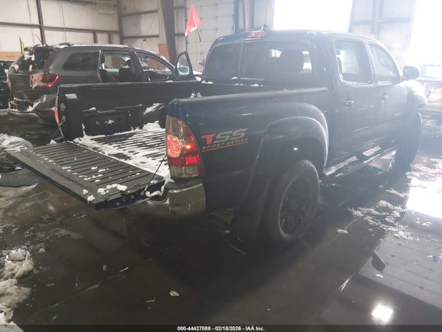 Toyota Tacoma Prerunner V6 2015 5TFJU4GN2FX074893 Image 4