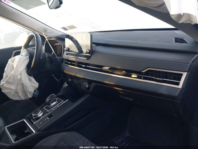 2024 MITSUBISHI OUTLANDER JA4J4VA83RZ040912 Photo 4