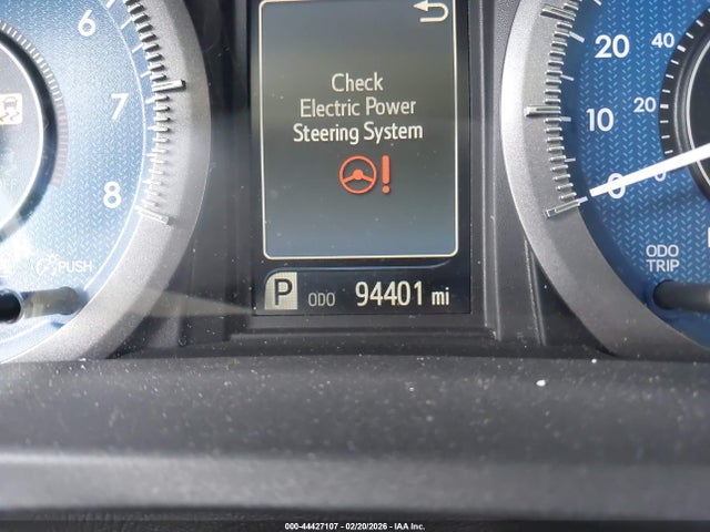 5TDKZ3DC9JS904335 Toyota Sienna Le 8 Passenger