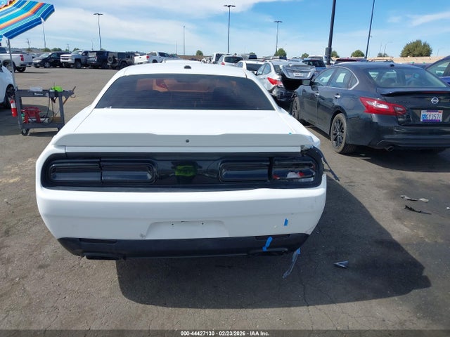 2C3CDZBT3KH617098 Dodge Challenger R/t