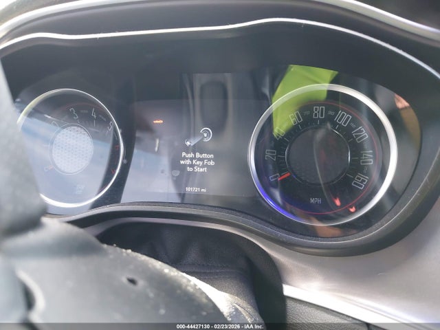 2C3CDZBT3KH617098 Dodge Challenger R/t
