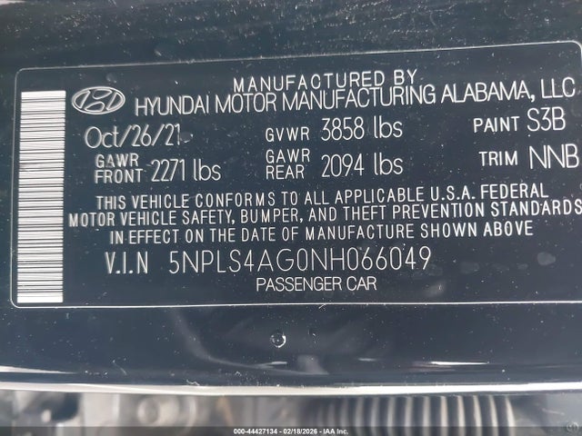 5NPLS4AG0NH066049 Hyundai ELANTRA SEL