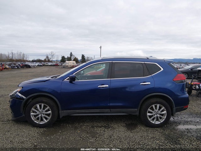 5N1AT2MM4HC755145 Nissan ROGUE SV