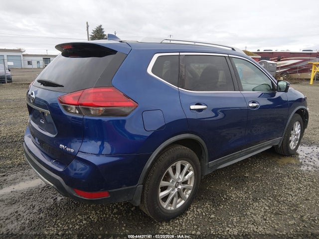 5N1AT2MM4HC755145 Nissan ROGUE SV