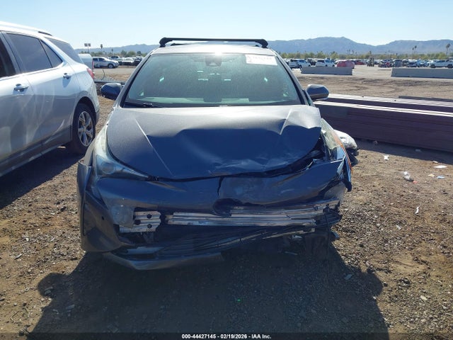 JTDKBRFU8J3595715 Toyota Prius Two