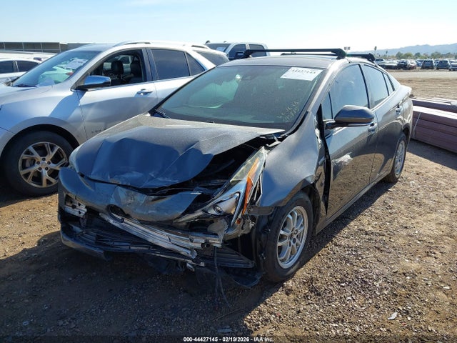 JTDKBRFU8J3595715 Toyota Prius Two