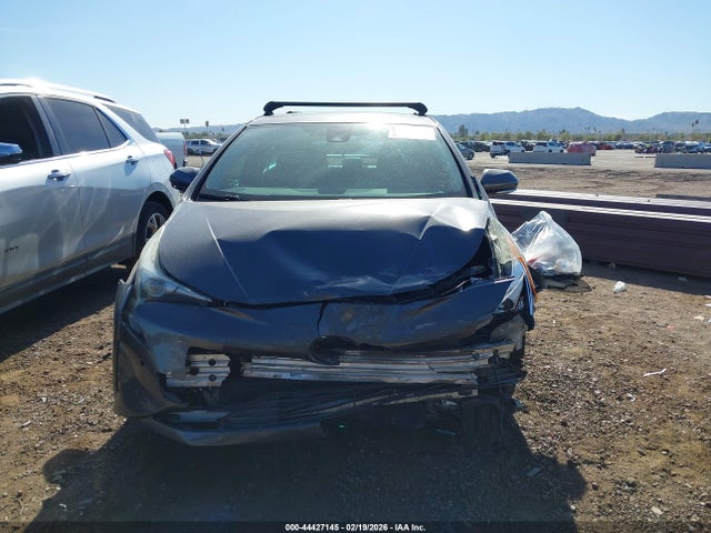 JTDKBRFU8J3595715 Toyota Prius Two