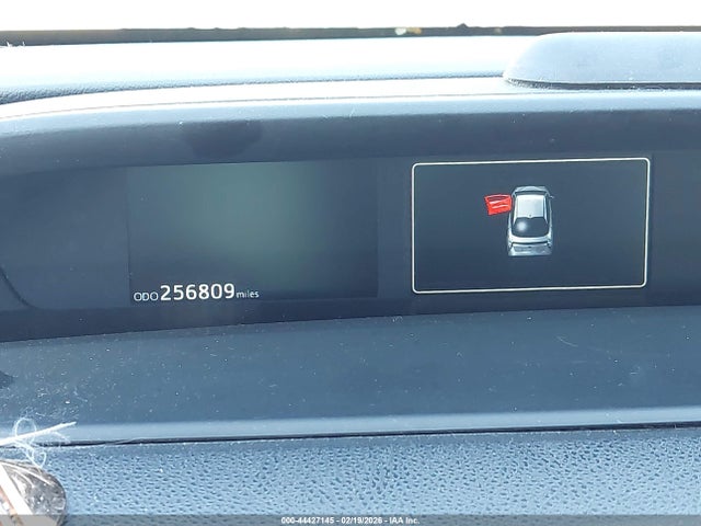 JTDKBRFU8J3595715 Toyota Prius Two