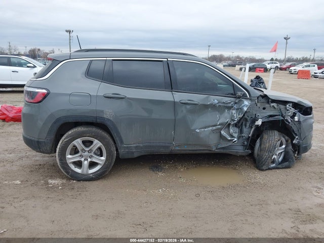 44427152 :رقم المزاد ، 3C4NJDBN1PT503942 vin ، 2023 Jeep Compass Latitude 4x4 مزاد بيع