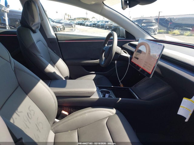 2026 TESLA MODEL 3 5YJ3E1EB3TF118645 Photo 4
