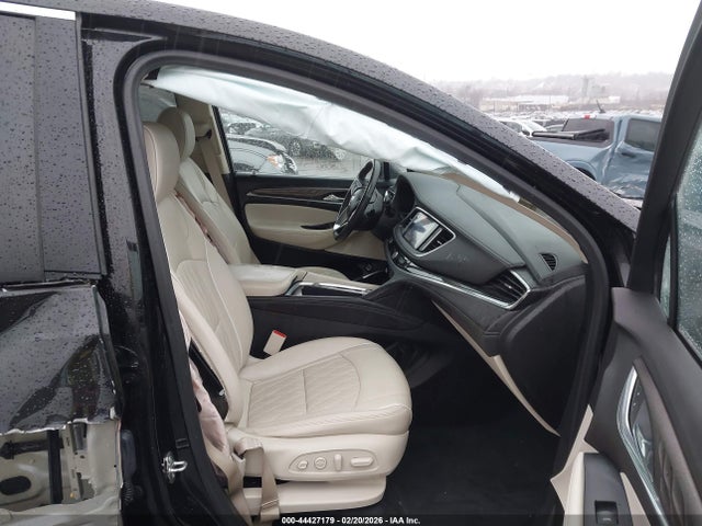Продажа на аукционе авто 2022 Buick Enclave Awd Avenir, vin: 5GAEVCKW6NJ122018, номер лота: 44427179