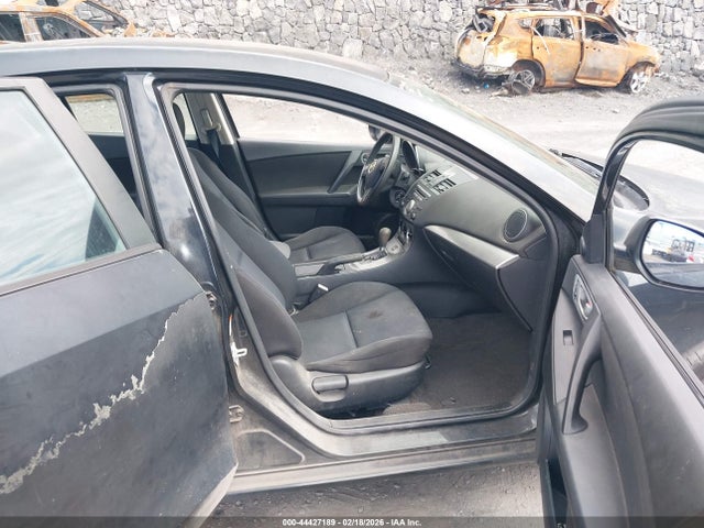 44427189 :رقم المزاد ، JM1BL1VF6B1364181 vin ، 2011 Mazda Mazda3 I Touring مزاد بيع