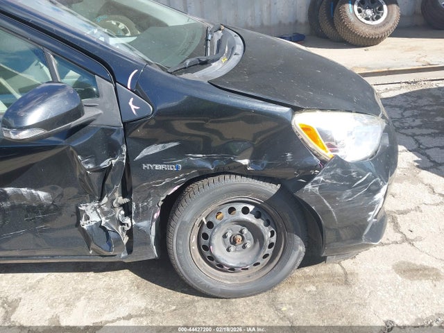 JTDKDTB36E1063868 Toyota Prius C One