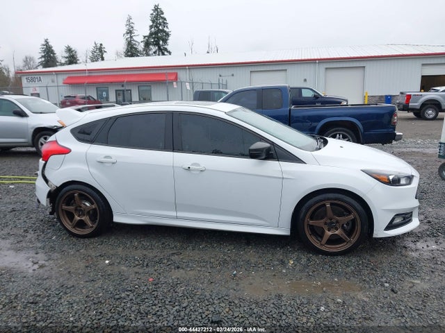 1FADP3L92HL263941 Ford FOCUS ST