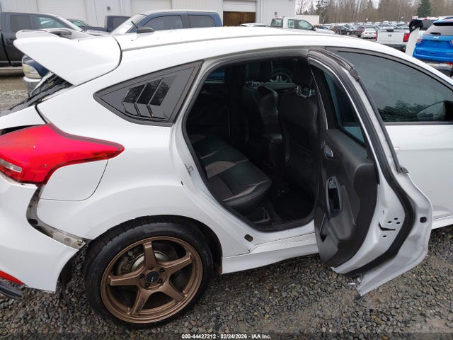 1FADP3L92HL263941 Ford FOCUS ST