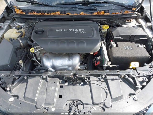 2015 Chrysler 200 Limited მანქანა იყიდება აუქციონზე, vin: 1C3CCCAB5FN688499, აუქციონის ნომერი: 44427244