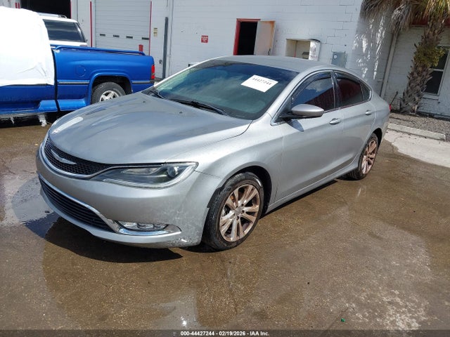 2015 Chrysler 200 Limited მანქანა იყიდება აუქციონზე, vin: 1C3CCCAB5FN688499, აუქციონის ნომერი: 44427244
