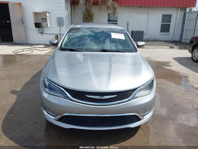 2015 Chrysler 200 Limited მანქანა იყიდება აუქციონზე, vin: 1C3CCCAB5FN688499, აუქციონის ნომერი: 44427244