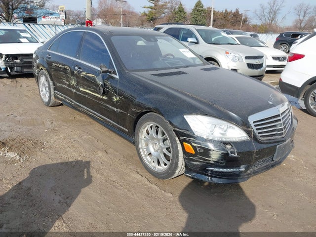 2013 MERCEDES-BENZ S 550 WDDNG9EB2DA511537