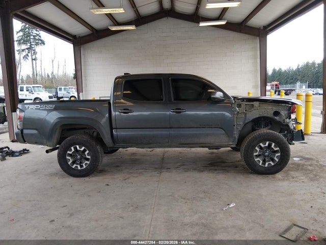 3TMCZ5AN3PM597551 Toyota Tacoma Trd Off Road