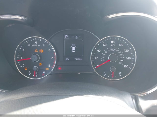 3KPFK4A7XJE273740 KIA FORTE LX