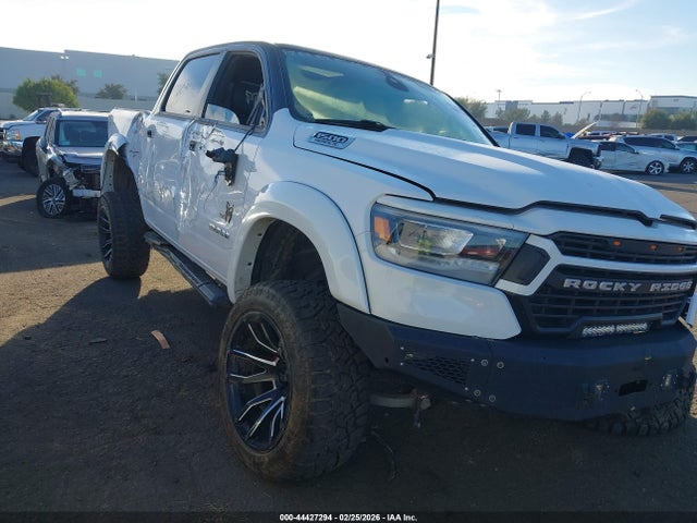 RAM 1500 Big Horn 4x4 5'7 Box 2021 1C6SRFFT0MN735743 главное изображение