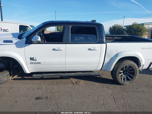 1C6SRFFT0MN735743 RAM 1500 Big Horn 4x4 5&#039;7 Box