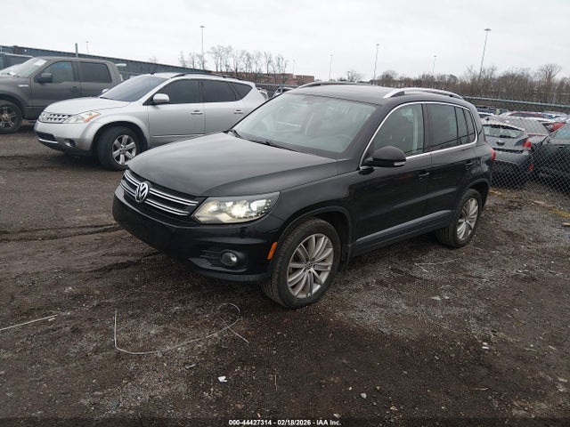 2016 VOLKSWAGEN TIGUAN WVGBV7AX6GW547436 Photo 1