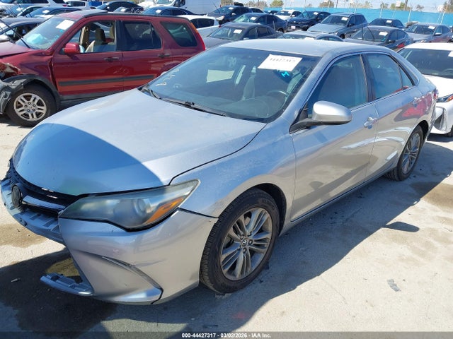 4T1BF1FK2GU590738 Toyota CAMRY SE