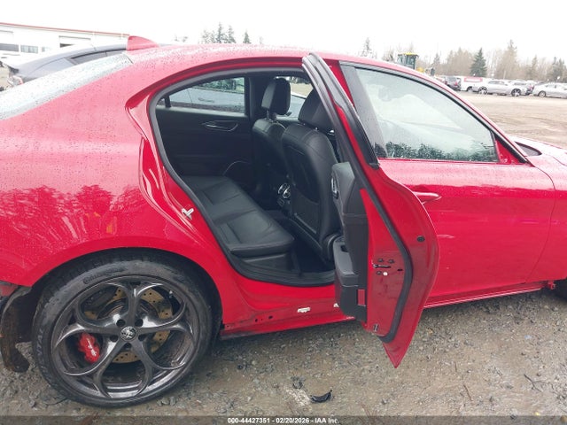 ZARFAMEV3N7657494 Alfa Romeo Giulia Quadrifoglio Rwd