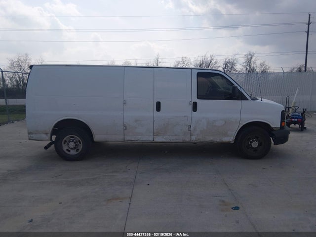 1GCWGGFF3F1107542 Chevrolet Express 2500 Work Van