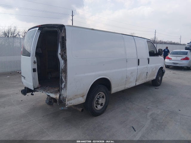1GCWGGFF3F1107542 Chevrolet Express 2500 Work Van