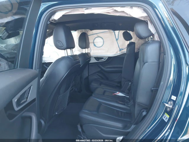 WA1LHAF76JD031564 Audi Q7 2.0t Premium