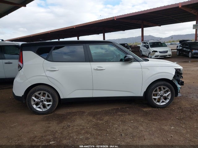KNDJ23AU8P7201924 KIA SOUL S
