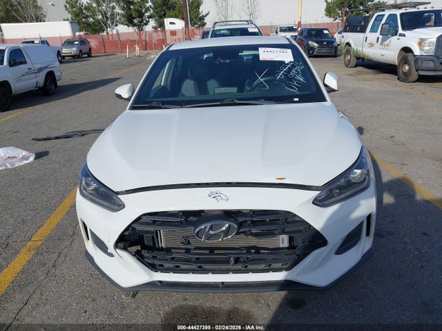 KMHTG6AF4KU018930 Hyundai Veloster 2.0