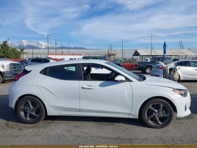 KMHTG6AF4KU018930 Hyundai Veloster 2.0