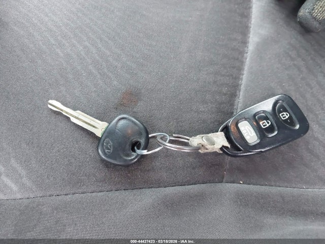 5NPDH4AE9FH580601 Hyundai ELANTRA SE