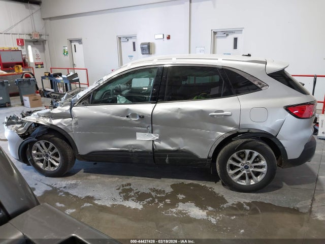 1FMCU9G6XLUB68138 Ford ESCAPE SE