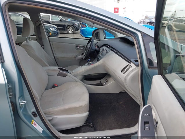 Toyota Prius Two 2015 JTDKN3DU0F1879804 Image 5