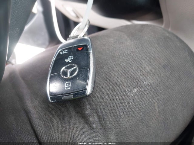 44427443 :رقم المزاد ، WDDZF4KB2HA122639 vin ، 2017 Mercedes-benz E 300 4matic مزاد بيع